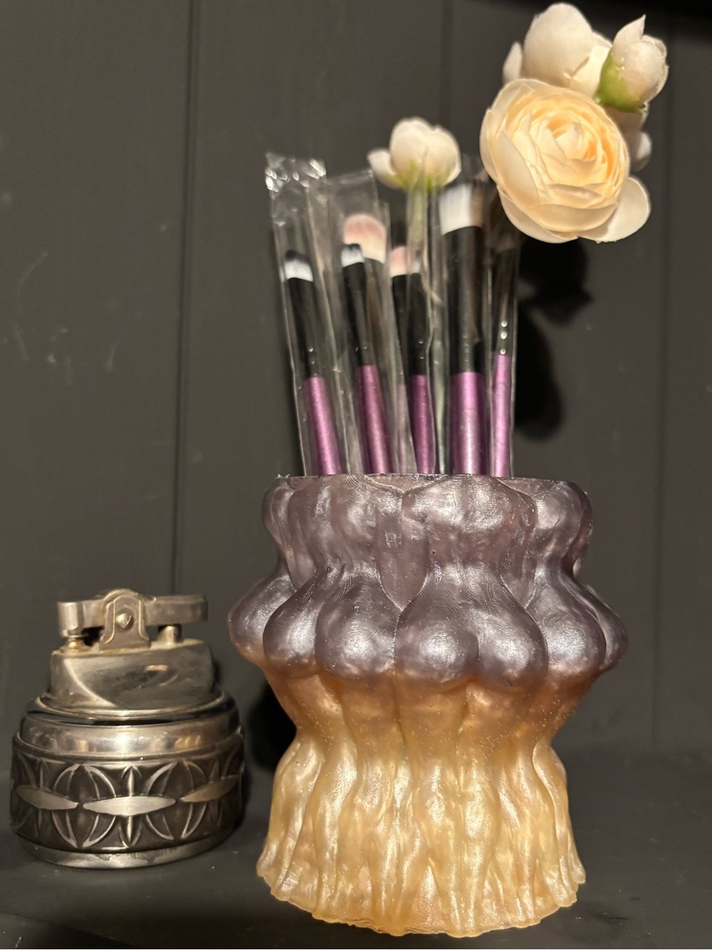 🍑NWT Feminine Body-Positive Handmade Artistic Brush Holder, Planter, Flower Vase